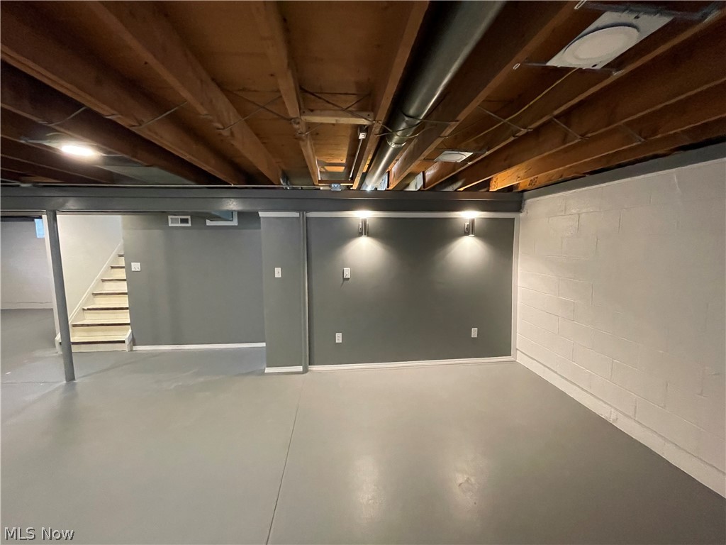 Suburban Dev Co Crofto - Residential