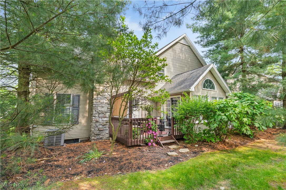 36 Greystone, Poland, Ohio image 37