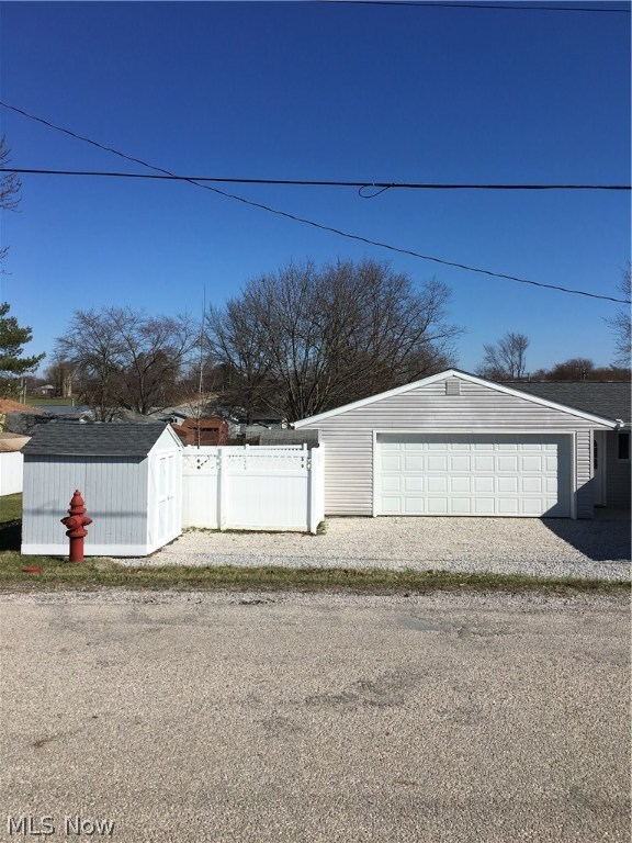 Boling Brook - Residential