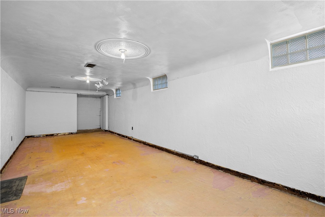 Eastlawn - Residential