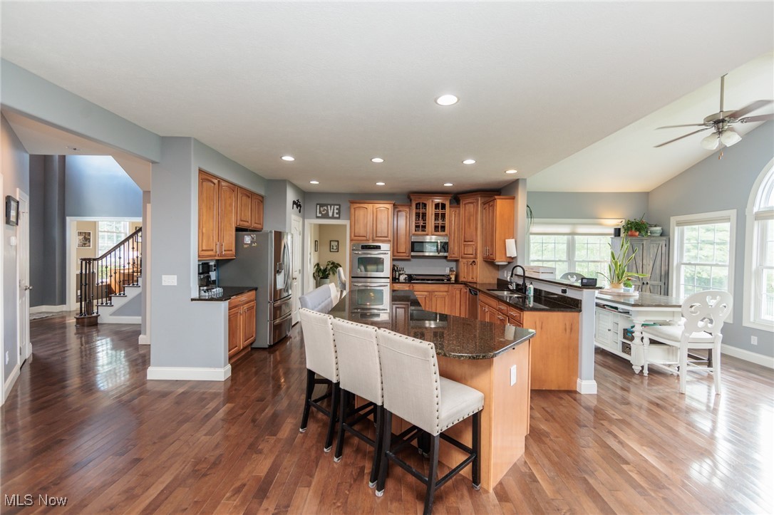 3195 Napa Boulevard, Avon, Ohio image 14