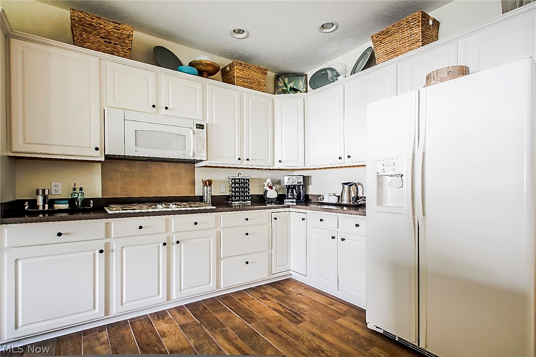 Barnsley Way/Macintosh Farms P - Residential