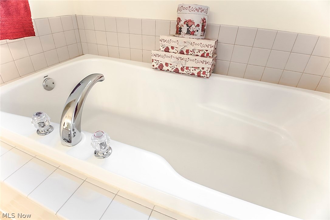 Barnsley Way/Macintosh Farms P - Residential