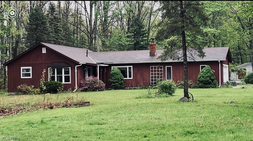 Welcome to a secluded wooded setting in Wellington. The home sets back of the road on a 6.49 acre lot with a pond and two pole barns for storage. The home is a modest , 3 bedroom ranch style home with appliances included, washer, dryer, stove and refrigerator. The seller is selling the home "AS-IS", to mean the seller is not able to make any repairs or able to pay for any repairs.
The seller has never lived in the home.