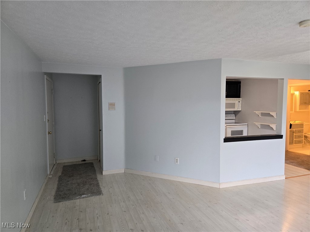 9640 Cove Drive