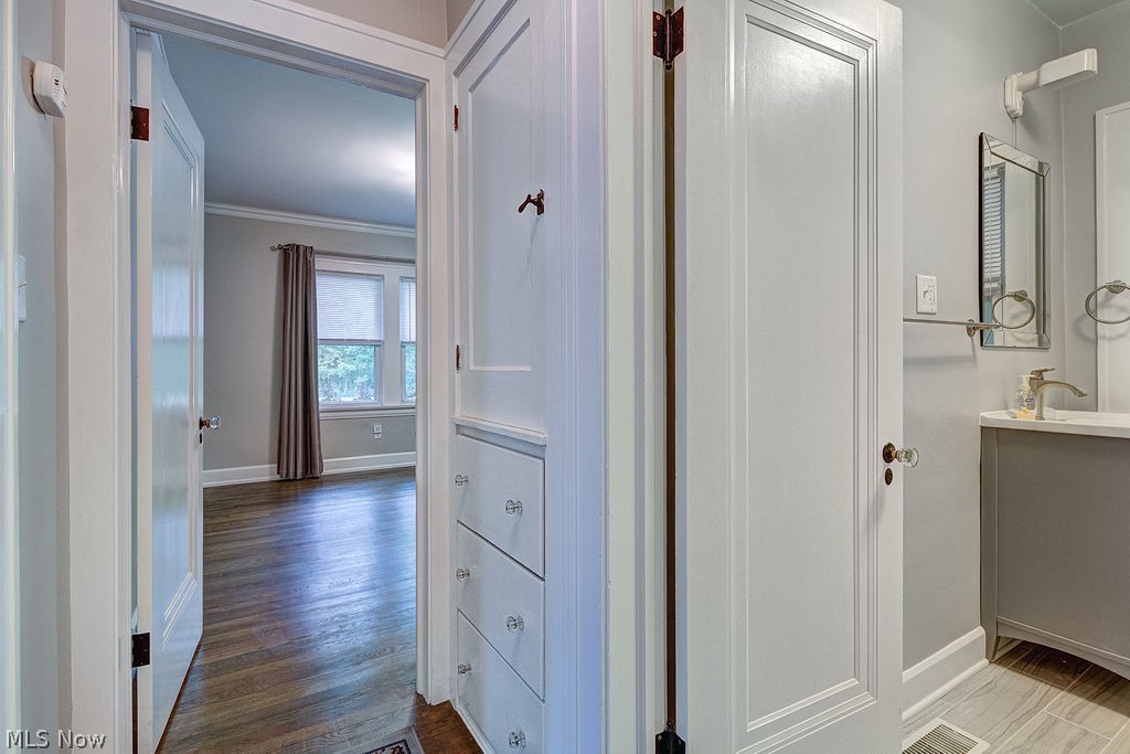 City/Mentor 02 - Residential