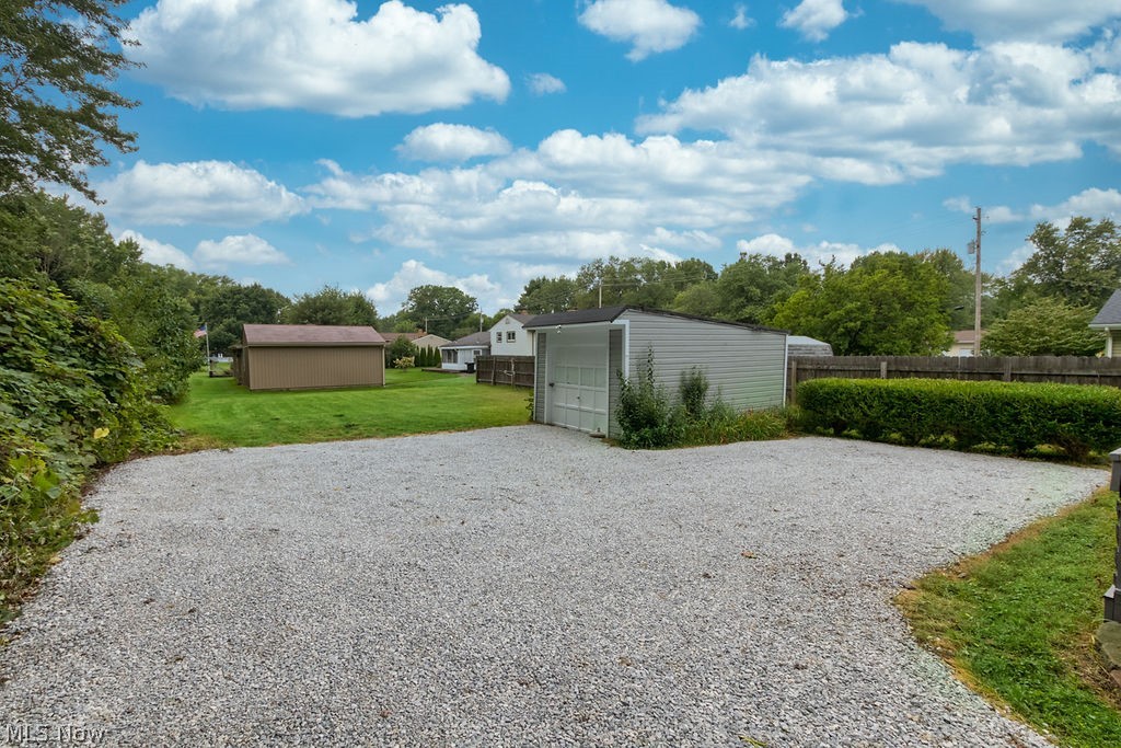 City/Mentor 02 - Residential