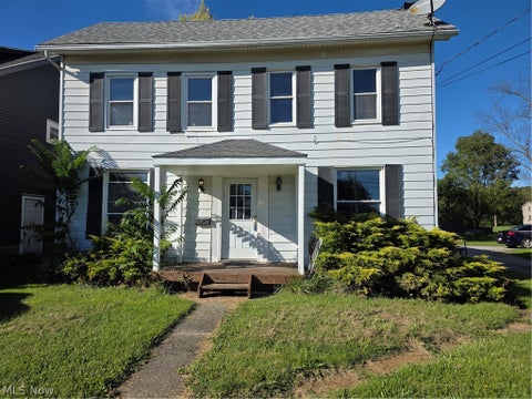 Homes For Sale - 489 Columbia Street<br/> Columbiana County, Leetonia, OH 44431