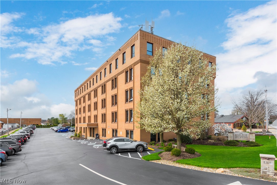 Professional Arts Condo - Commercial Sale