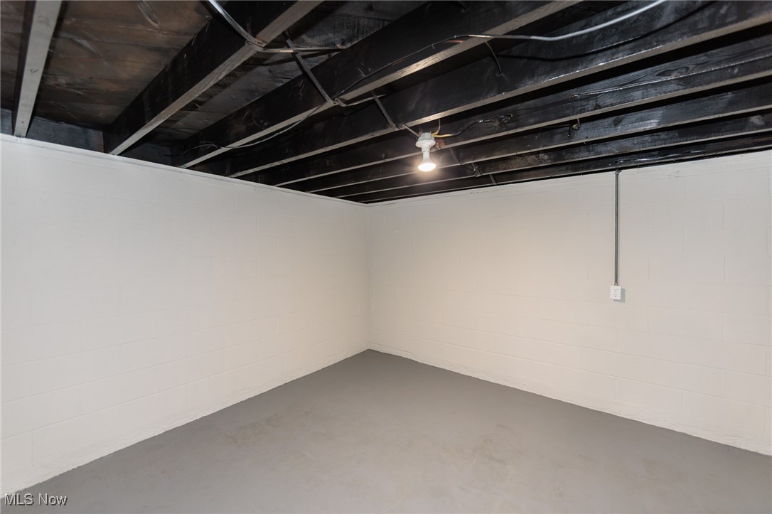 125 E 30th Street, Lorain, Ohio image 37
