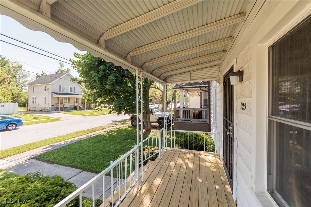 125 E 30th Street, Lorain, Ohio image 5