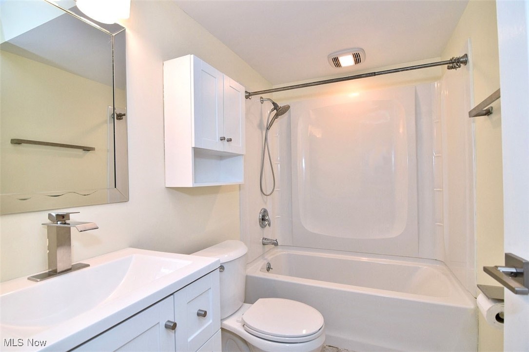 Georgetown of Lyndhurst - Residential