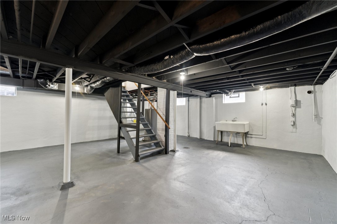 Alden E Gross 4 - Residential