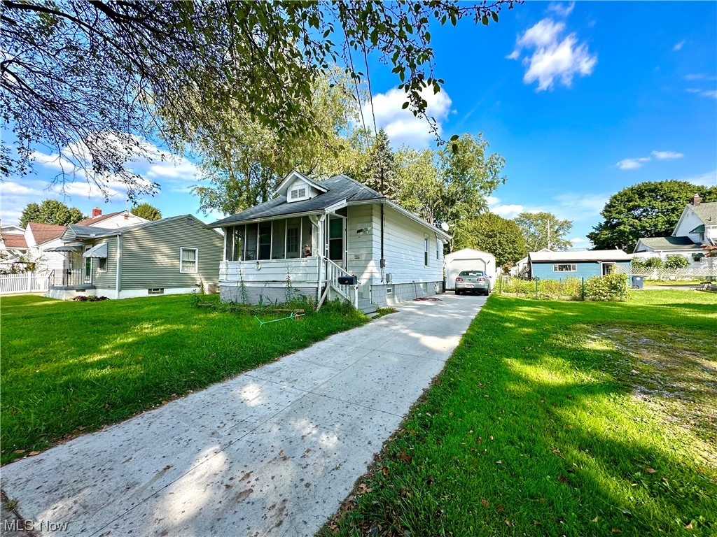 Welcome to your cozy 2-bed, 1-bath haven! Fresh paint, new kitchen goodies, and comfy bedrooms await. Upgraded bathroom, full basement for your treasures, and a sweet deck in the backyard. This home, a cared-for investment, also boasts a shiny new water heater. Perfectly placed near highways and all your favorite spots. Ready for your happy memories!