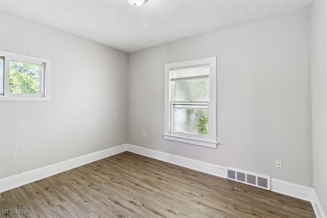 W E Amblers - Residential Lease