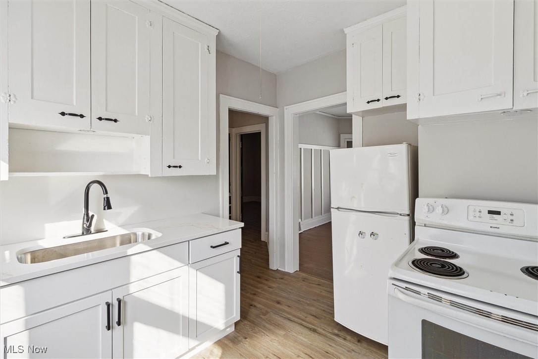 W E Amblers - Residential Lease