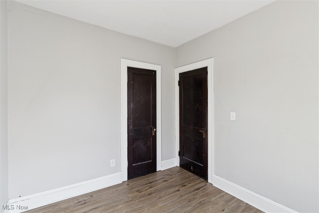 W E Amblers - Residential Lease