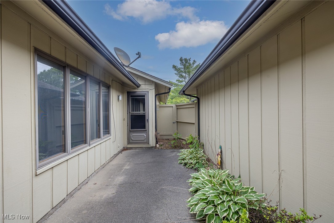 11404 Co Moor Boulevard, Strongsville, Ohio image 19