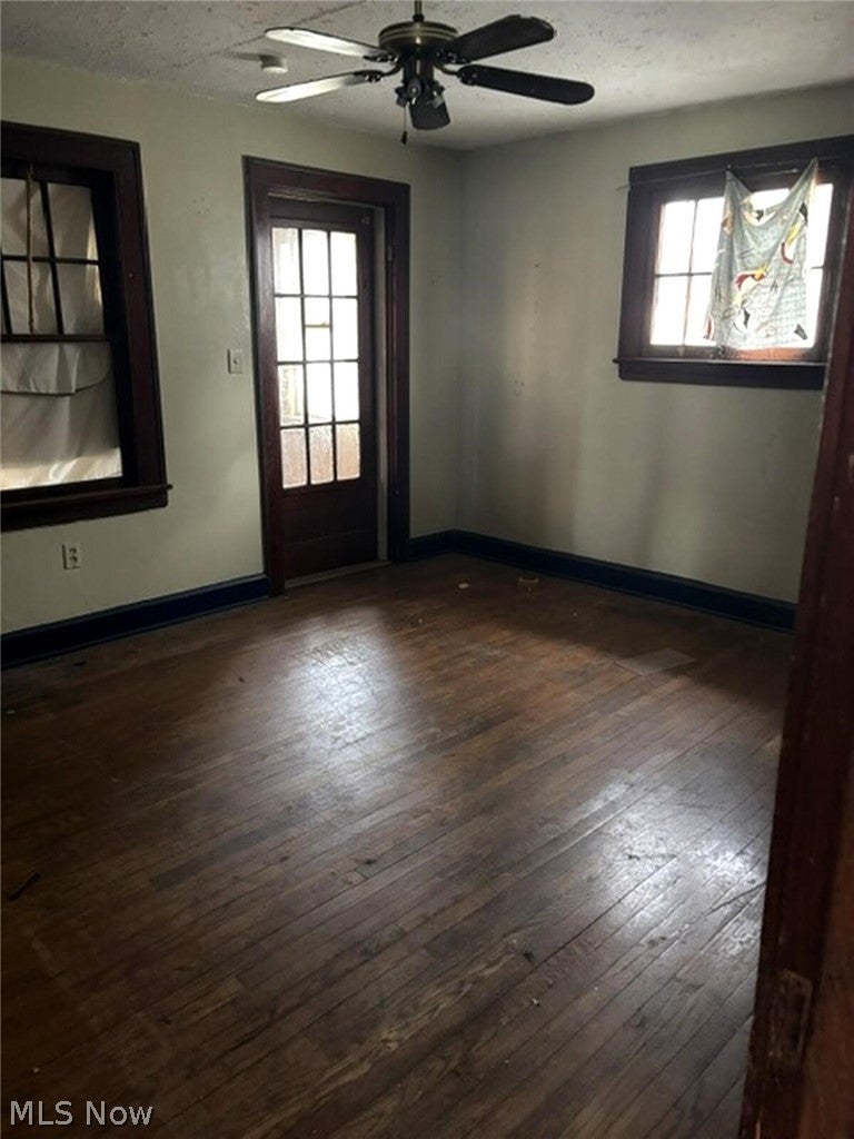 1326 W 76th Street