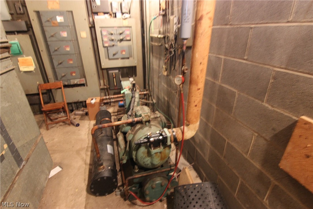 Hubbard Township - Commercial Sale