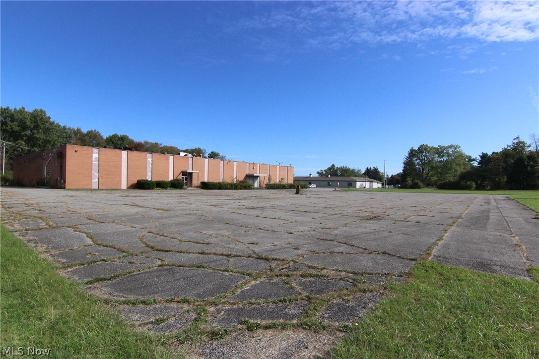 Hubbard Township - Commercial Sale