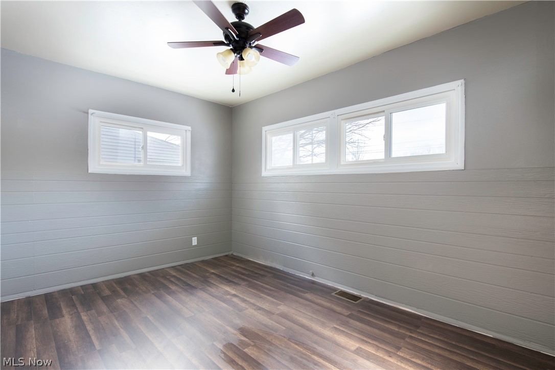 Hubbard Manor 1 - Residential Lease