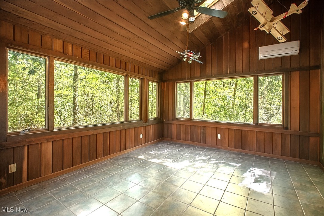 Medina - Residential