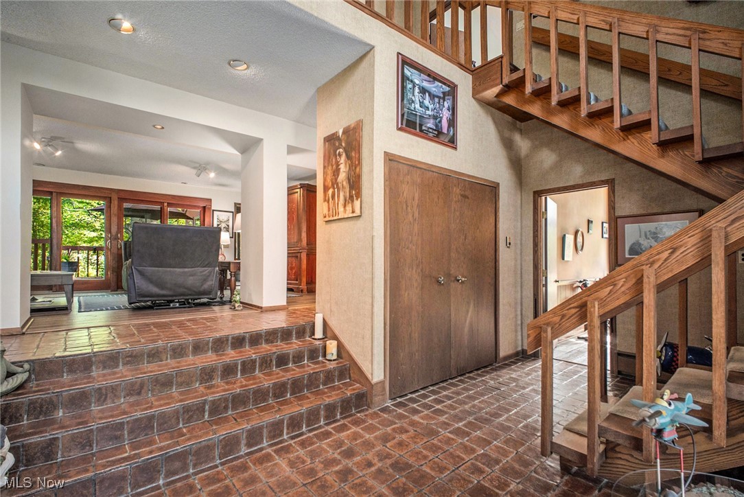 Medina - Residential