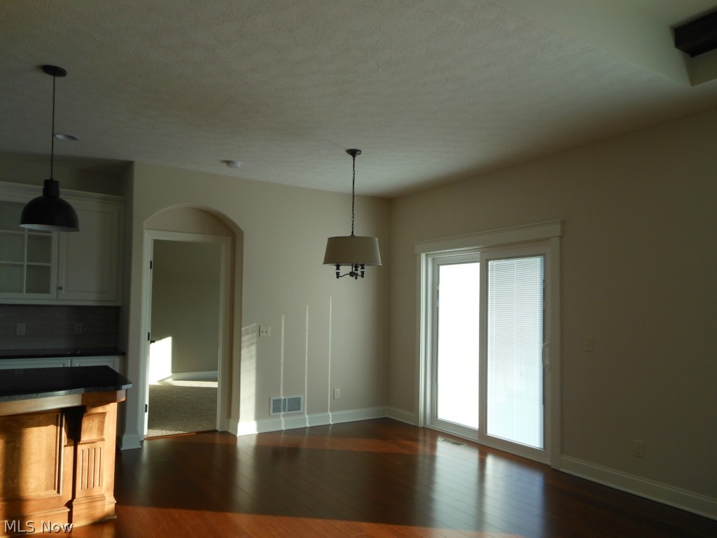 Villas/Mudbrook Condo - Residential