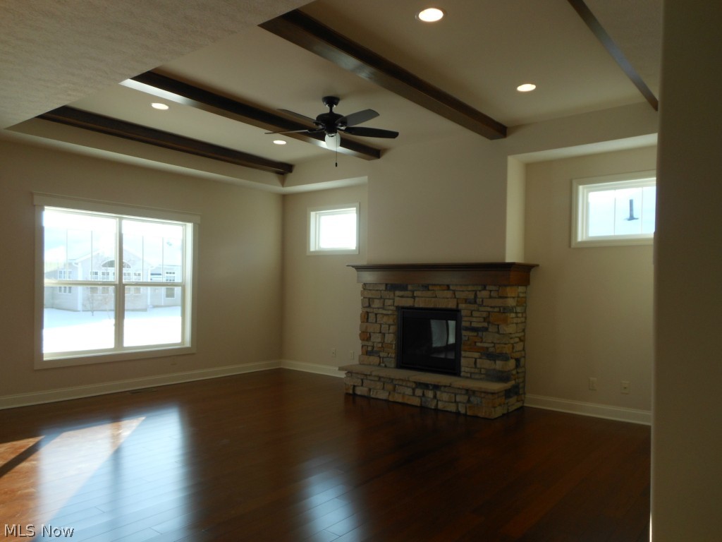 Villas/Mudbrook Condo - Residential