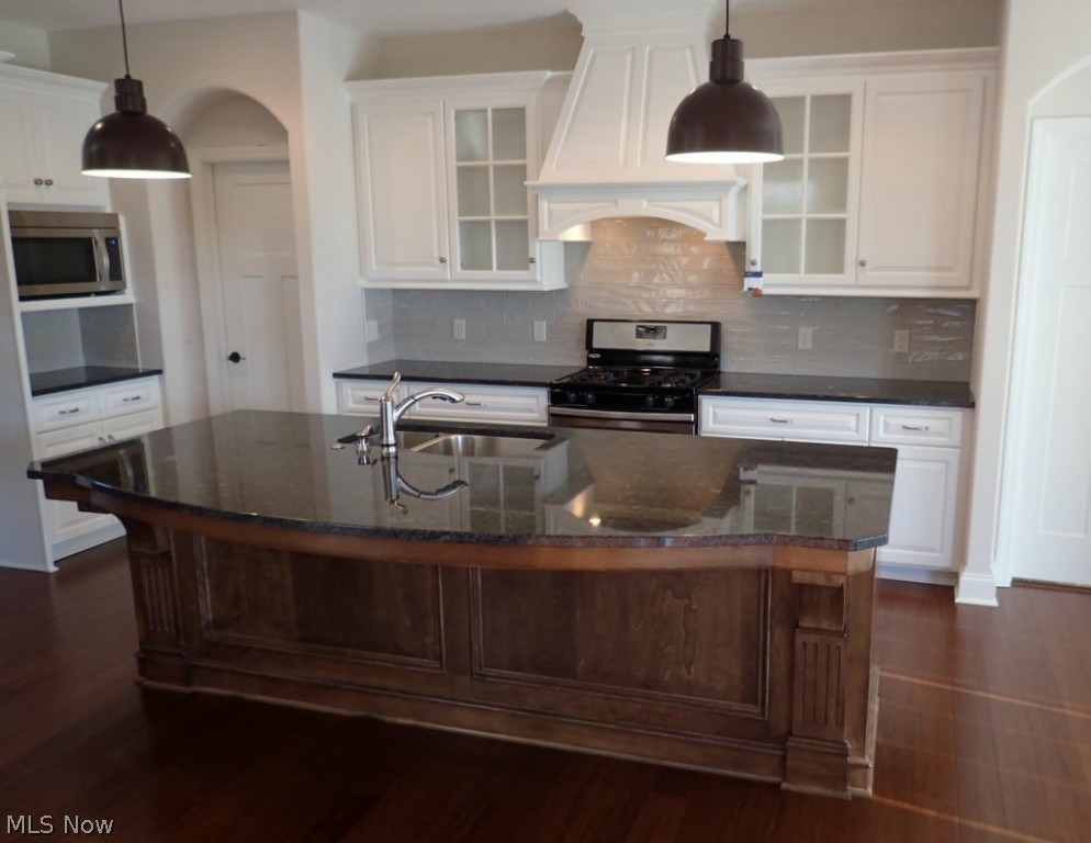 Villas/Mudbrook Condo - Residential