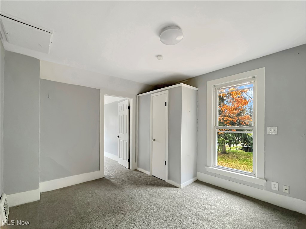 N B Gates - Residential