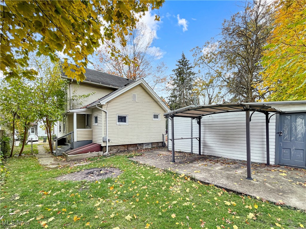 N B Gates - Residential