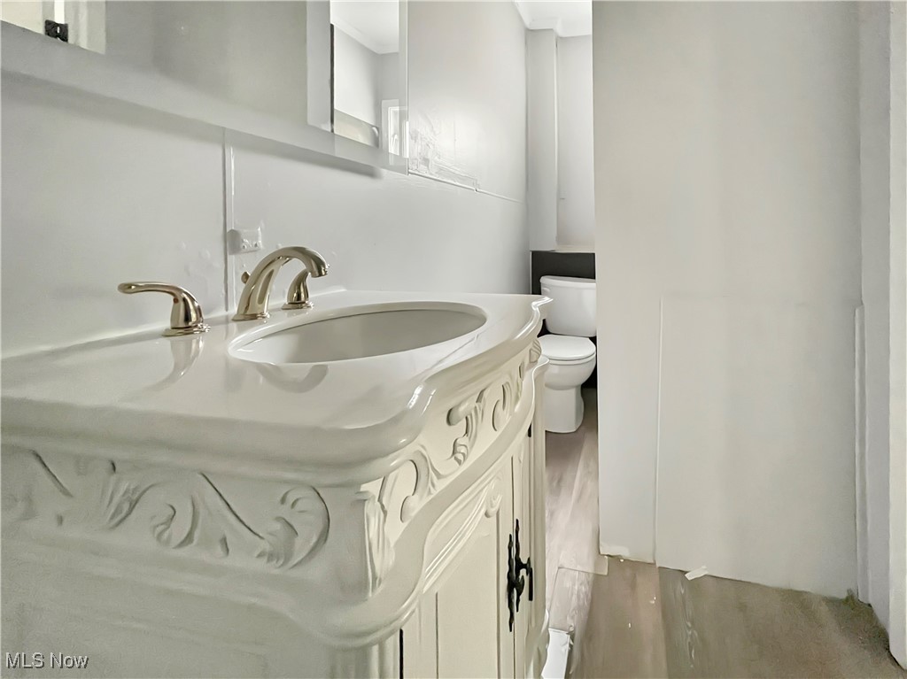 N B Gates - Residential