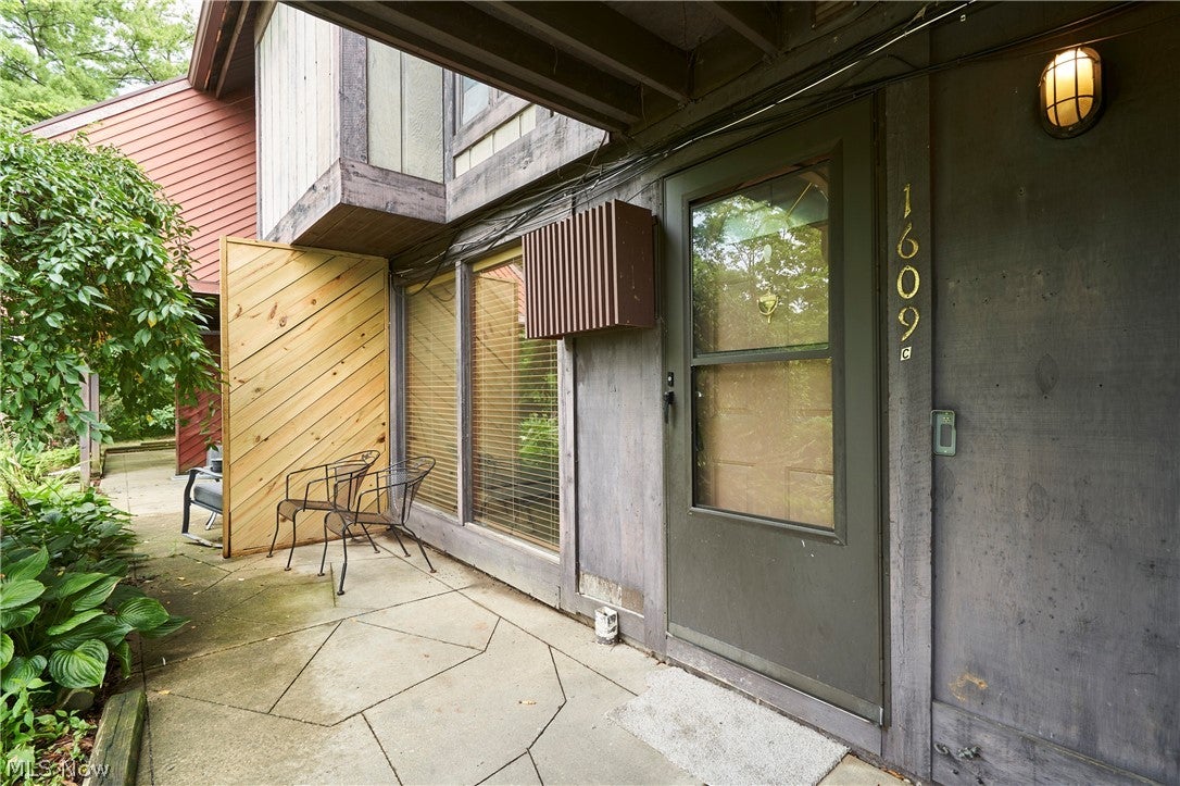1609 Treetop Trail C, #39
