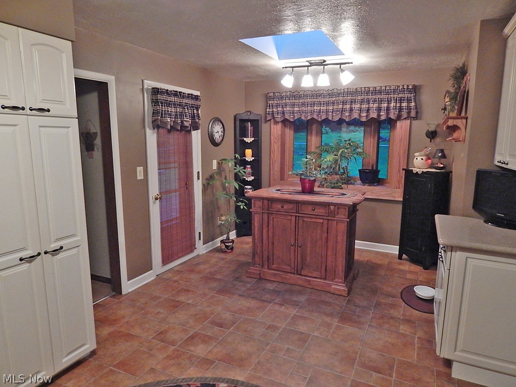 Broadview Acres - Residential