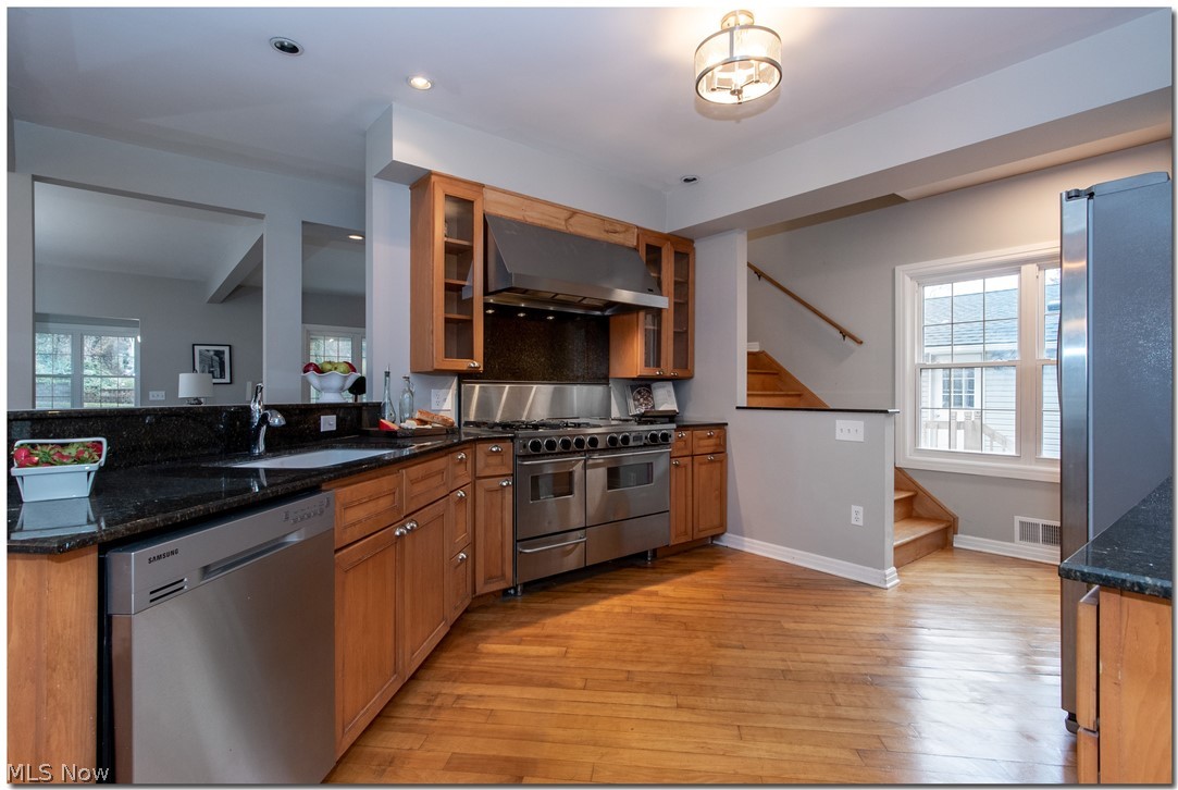 Orange 03 - Residential