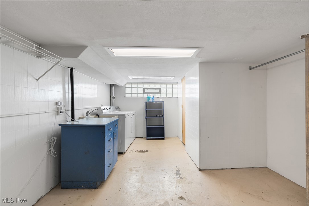 Village/Hartville - Residential