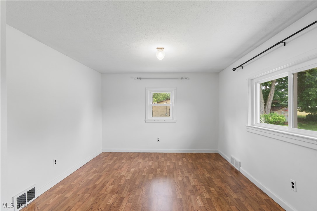 Village/Hartville - Residential