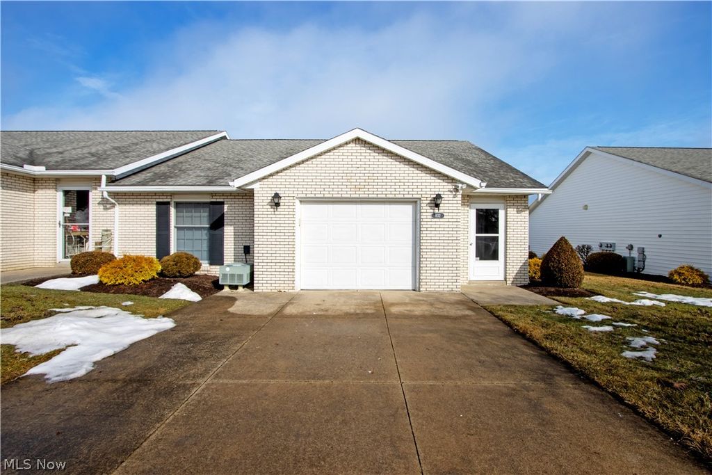 Photo of 832 Avalon Drive, Ashland, OH 44805 (MLS # 5187860)