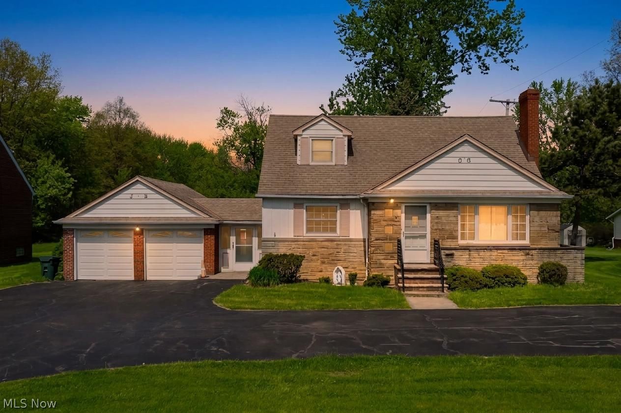 7096 PEARL RD, CLEVELAND, OH 44130 | REMAX