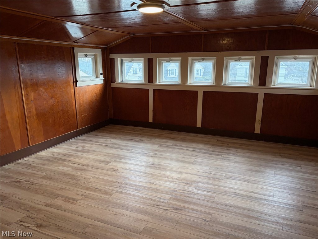 Medina - Residential