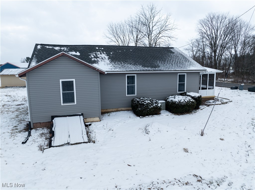 7469 Wolfes Crossing Road, Gnadenhutten, Ohio image 5