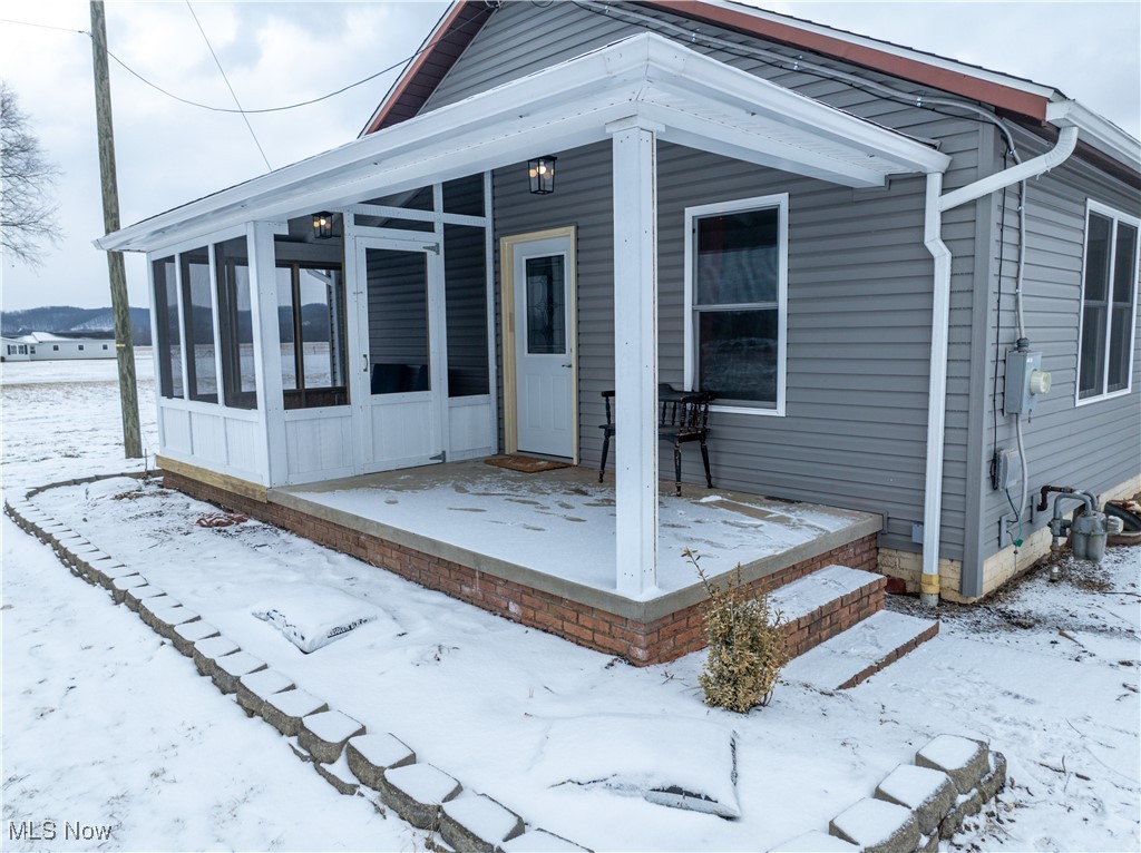 7469 Wolfes Crossing Road, Gnadenhutten, Ohio image 8