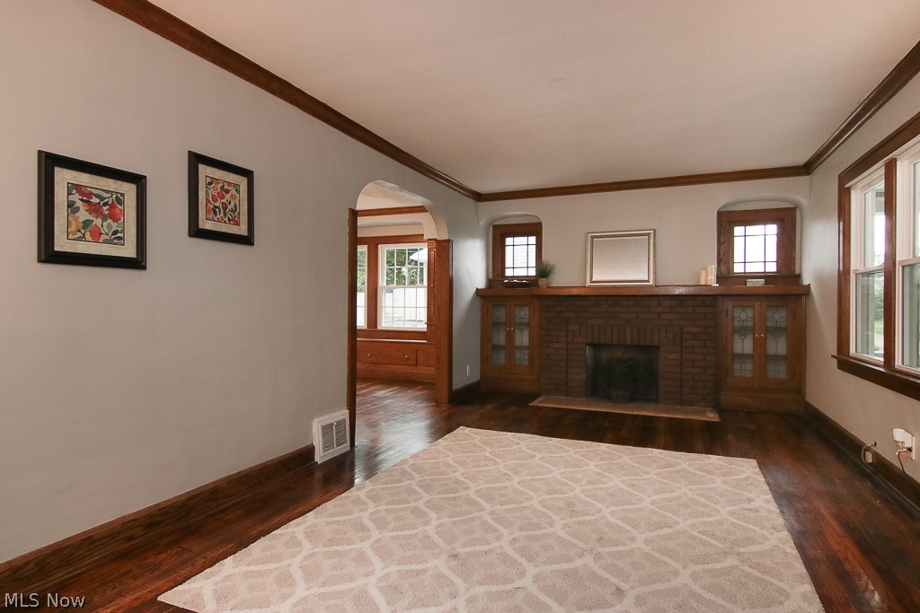 Lorain Villas Allotment - Residential