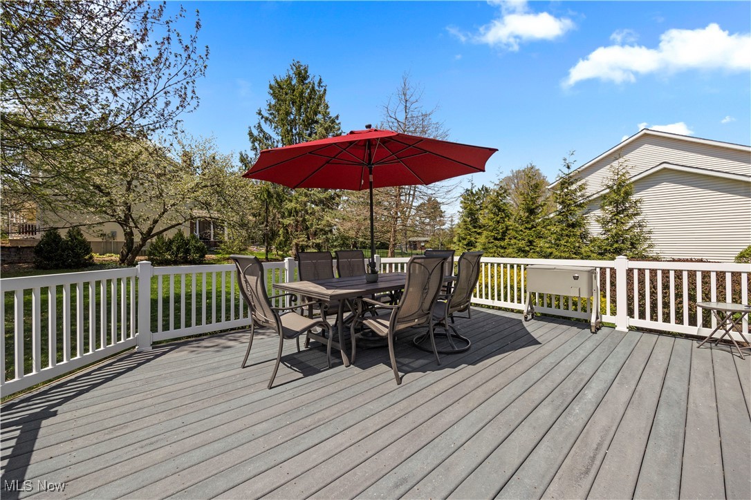 1071 Marilyn Way, Medina, Ohio image 29