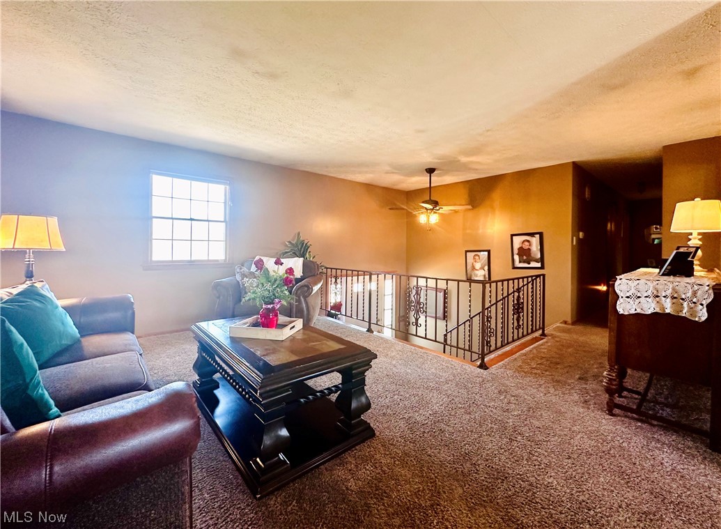 Merlos Golden Park - Residential