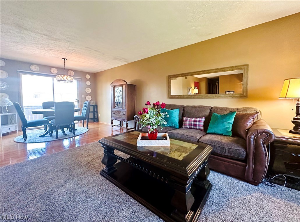 Merlos Golden Park - Residential