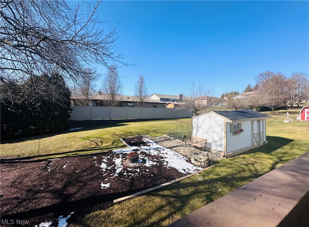 Merlos Golden Park - Residential