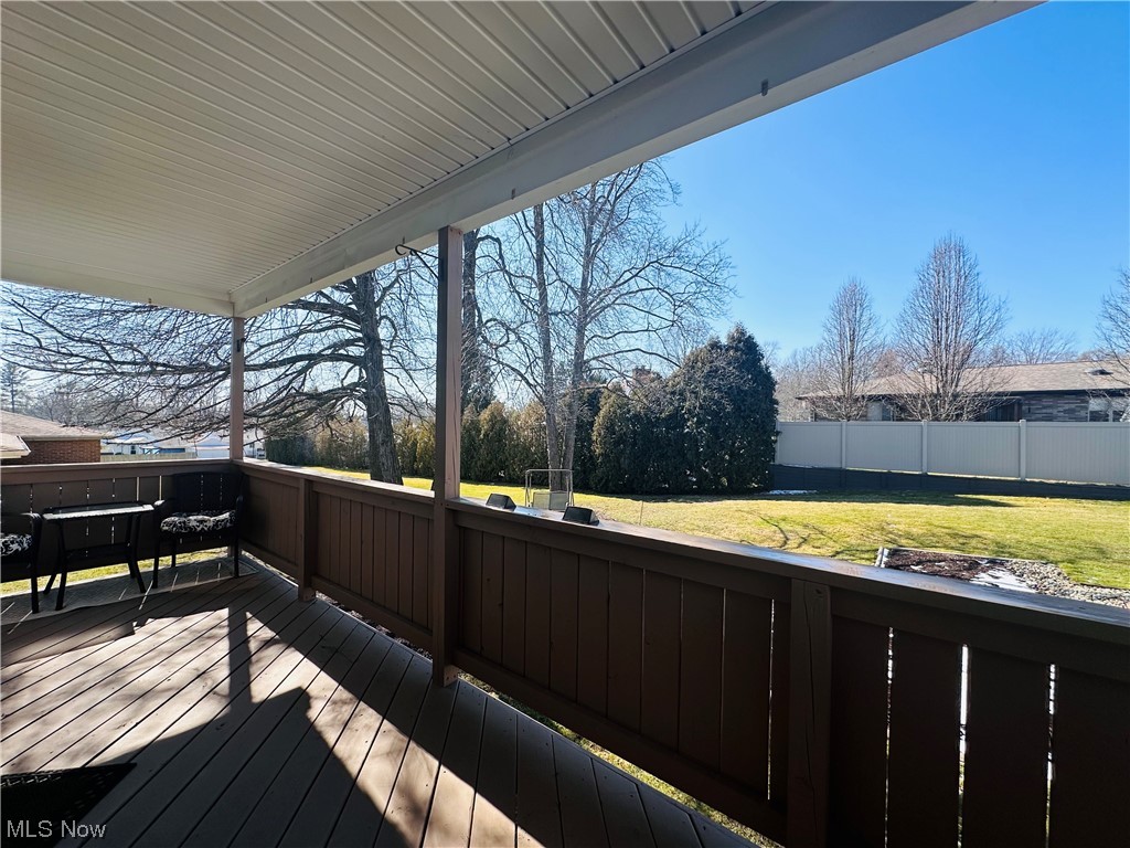 Merlos Golden Park - Residential